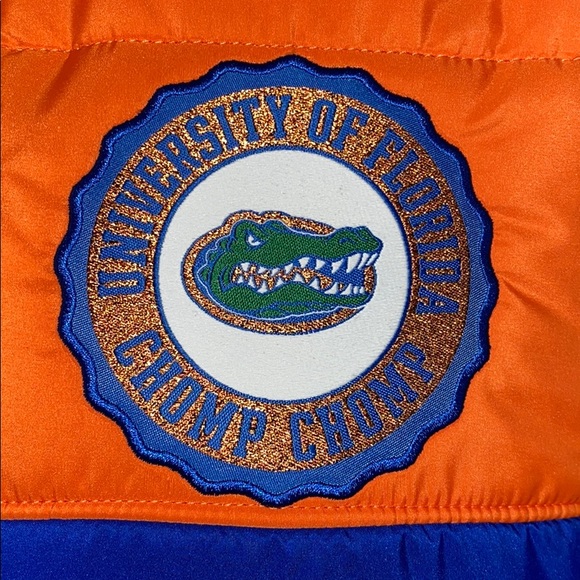 NWOT PINK Victoria’s Secret Florida Gator Puffer Vest - Picture 5 of 12